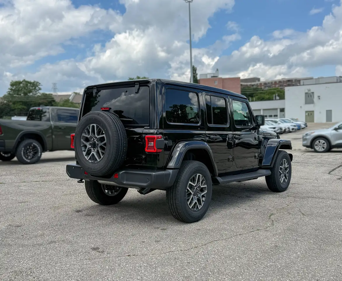 Jeep Wrangler photo Jeep Wrangler