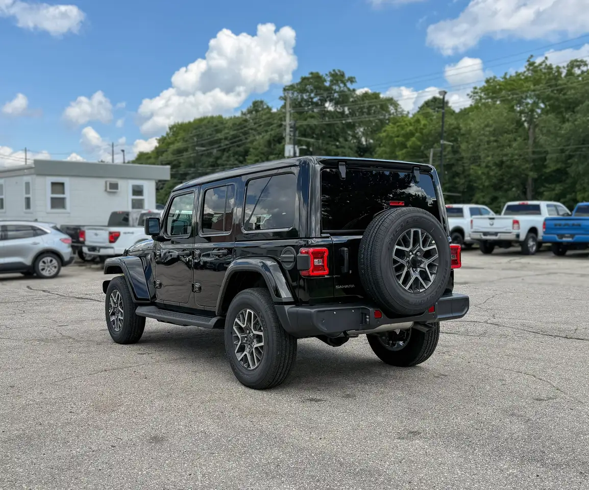Jeep Wrangler photo Jeep Wrangler