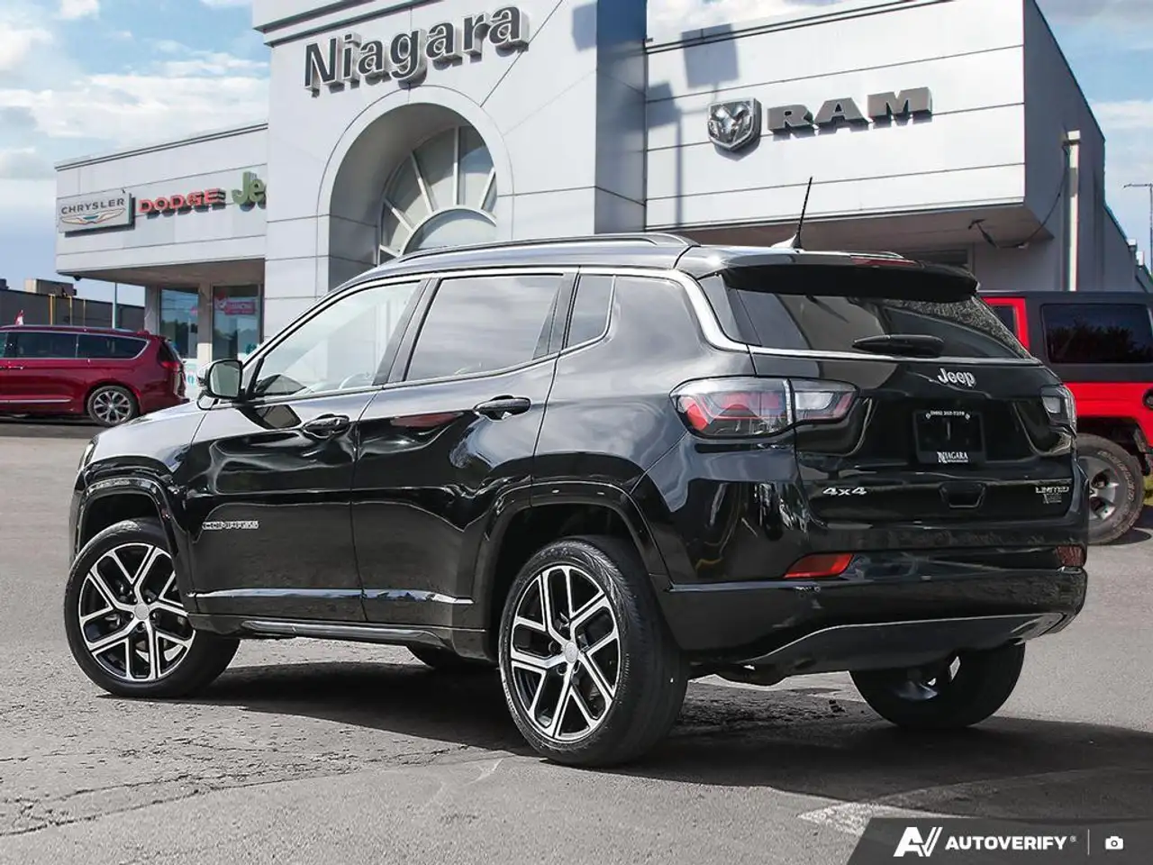 Jeep Compass снимка Jeep Compass