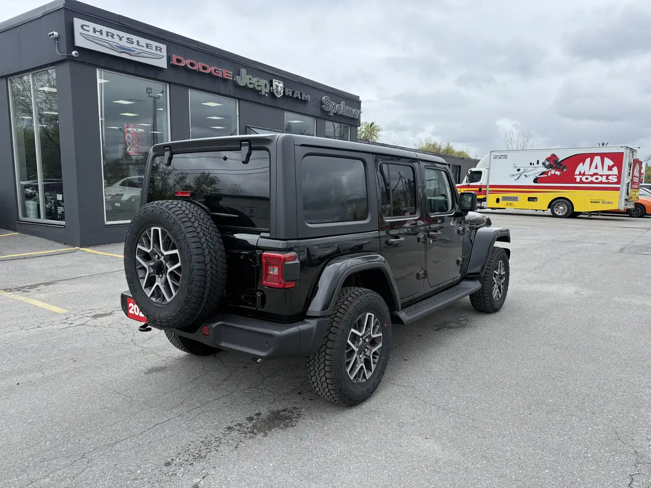 Jeep Wrangler снимка Jeep Wrangler