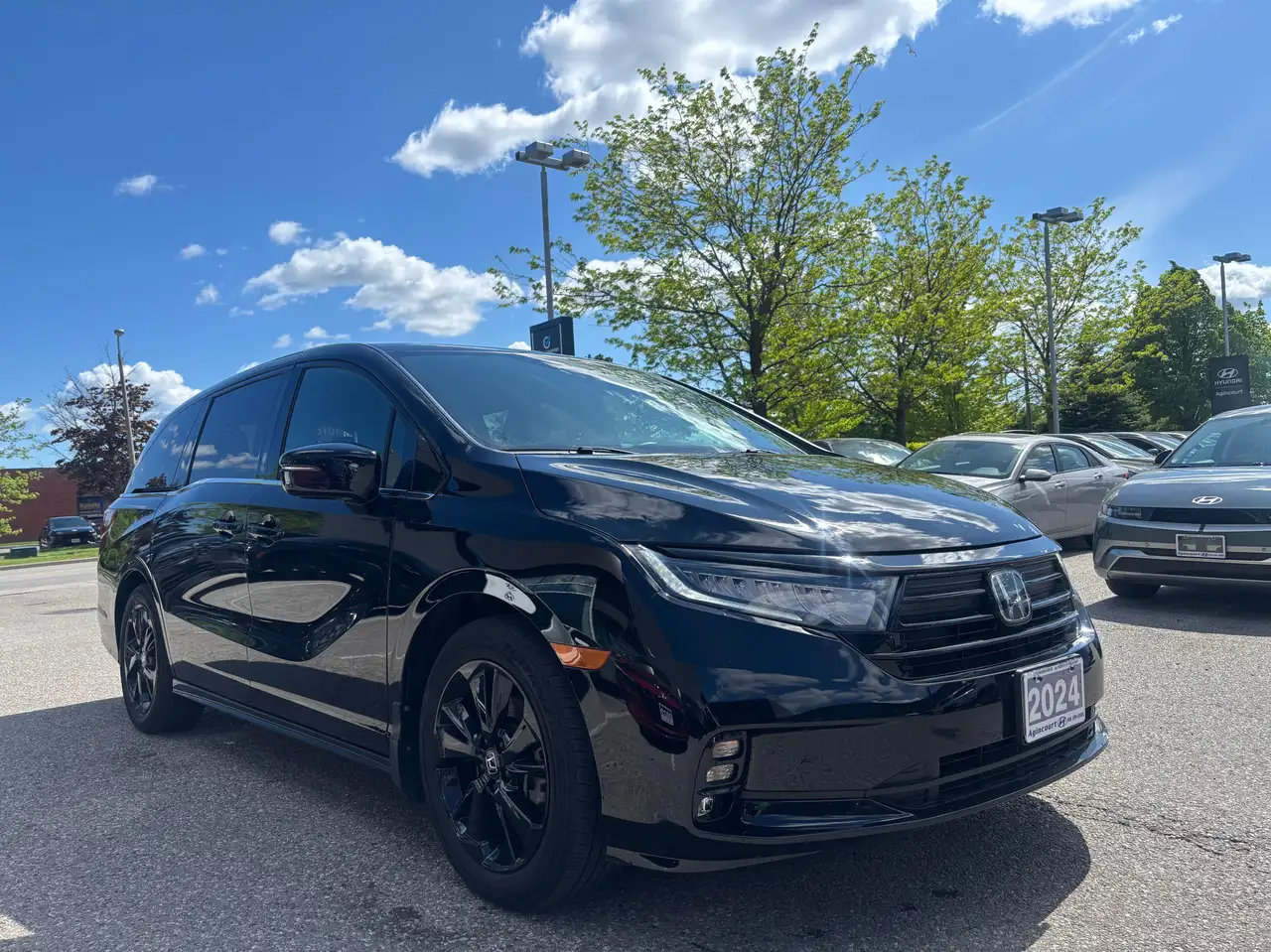 Honda Odyssey снимка Honda Odyssey