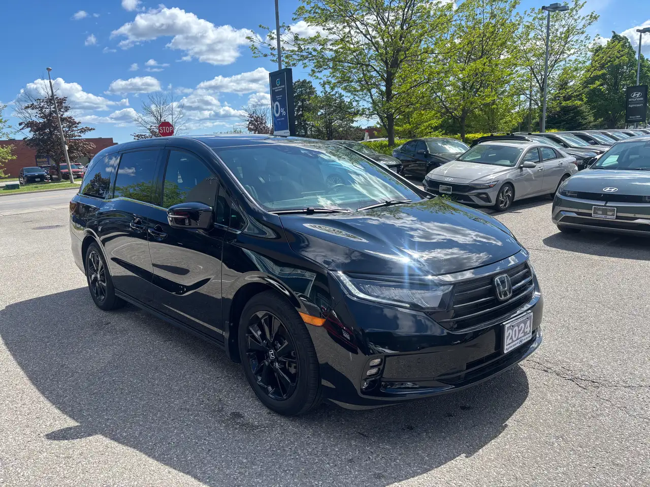 Honda Odyssey снимка Honda Odyssey
