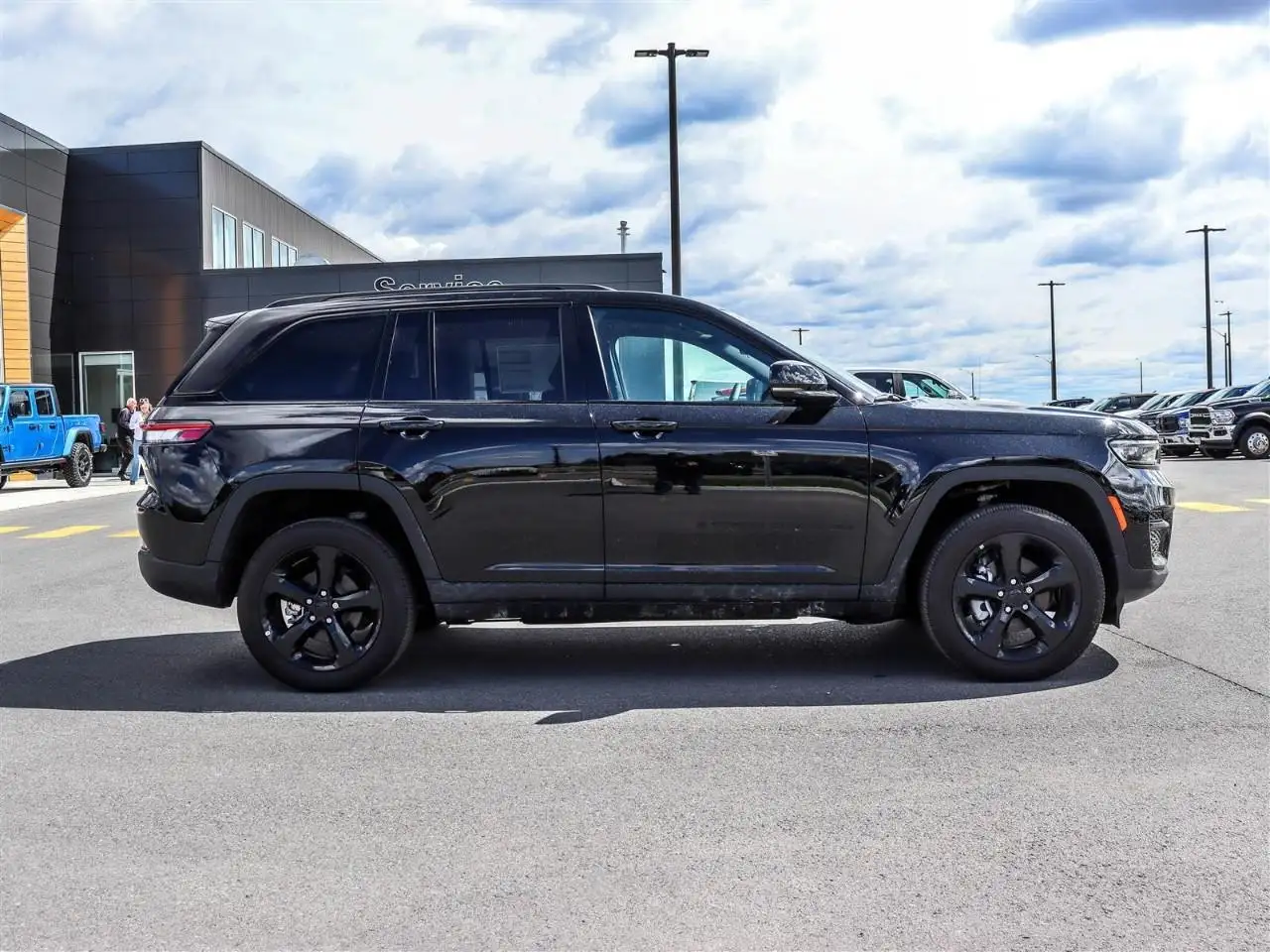 Jeep Grand Cherokee снимка Jeep Grand Cherokee