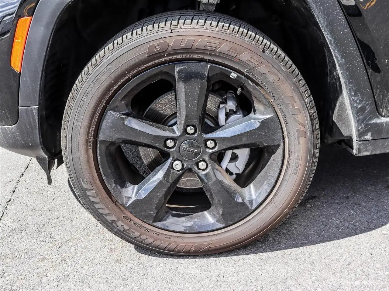 Jeep Grand Cherokee снимка Jeep Grand Cherokee