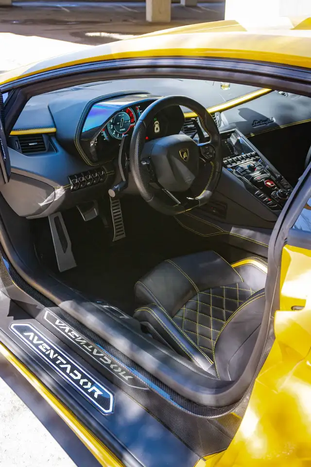 Lamborghini Aventador fotografie Lamborghini Aventador