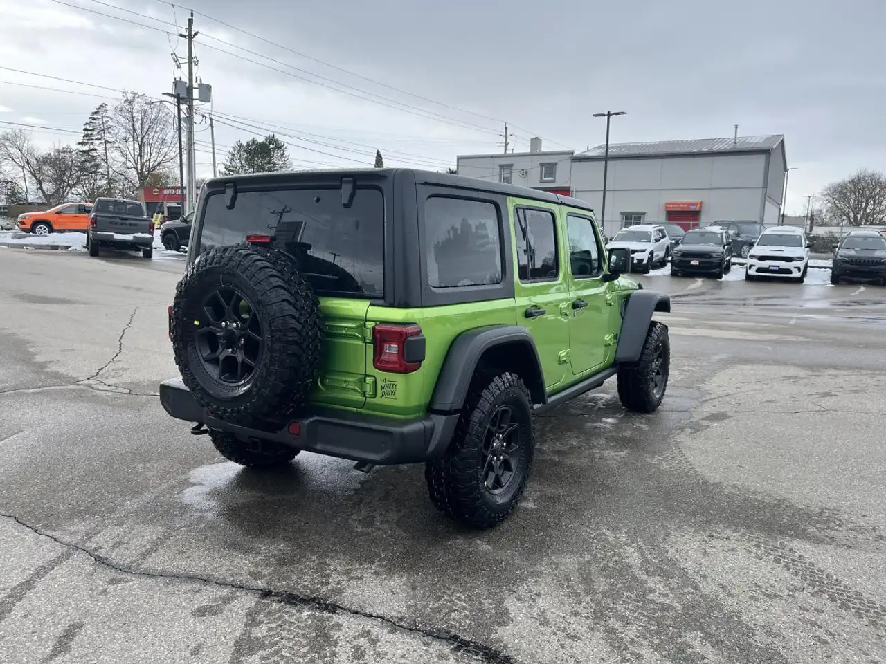 Jeep Wrangler снимка Jeep Wrangler