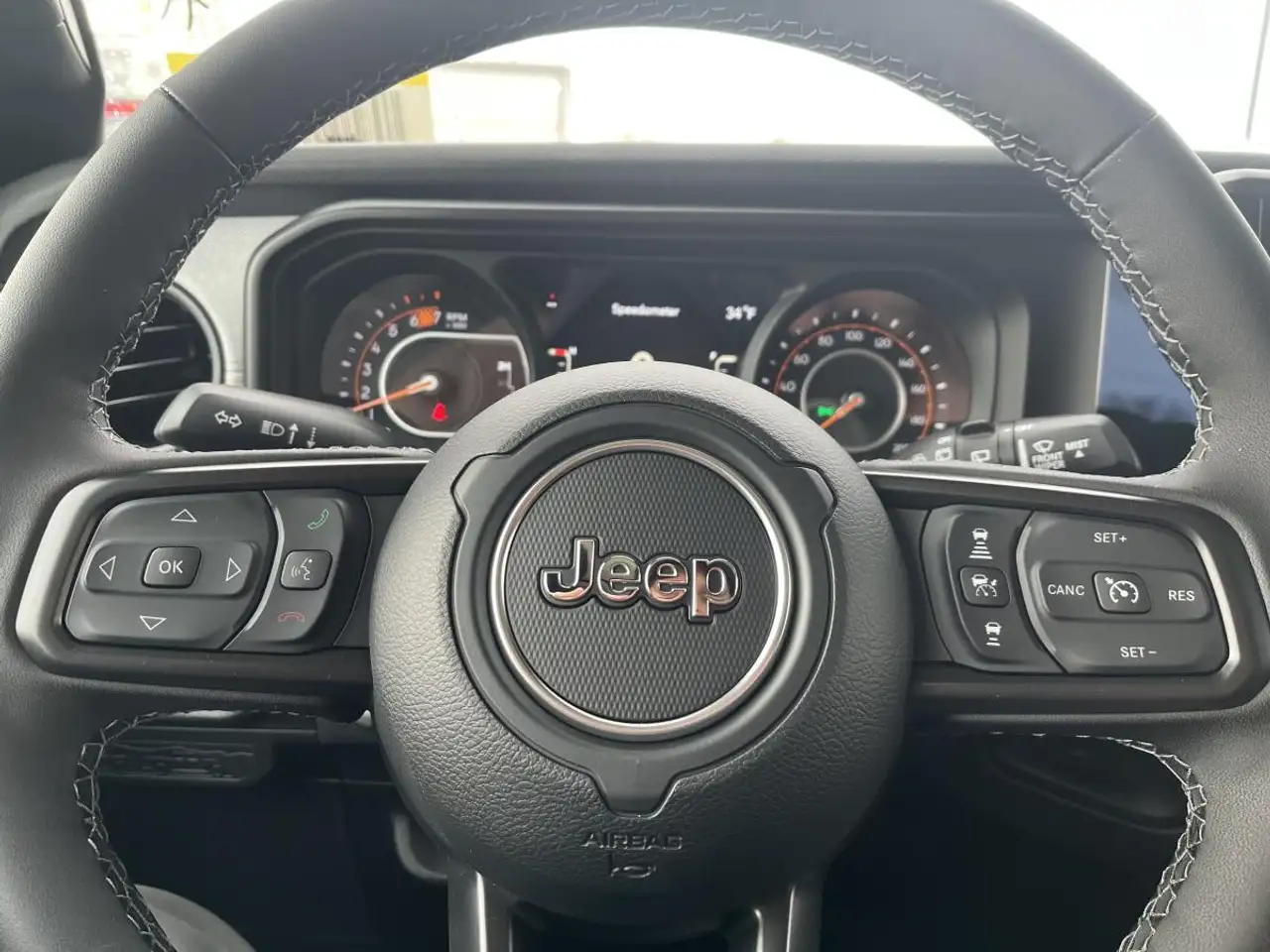 Jeep Wrangler снимка Jeep Wrangler