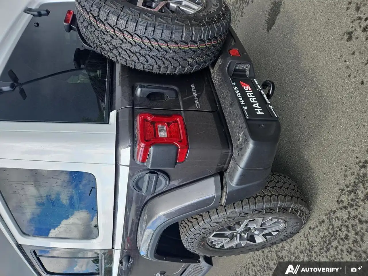 Jeep Wrangler photo Jeep Wrangler
