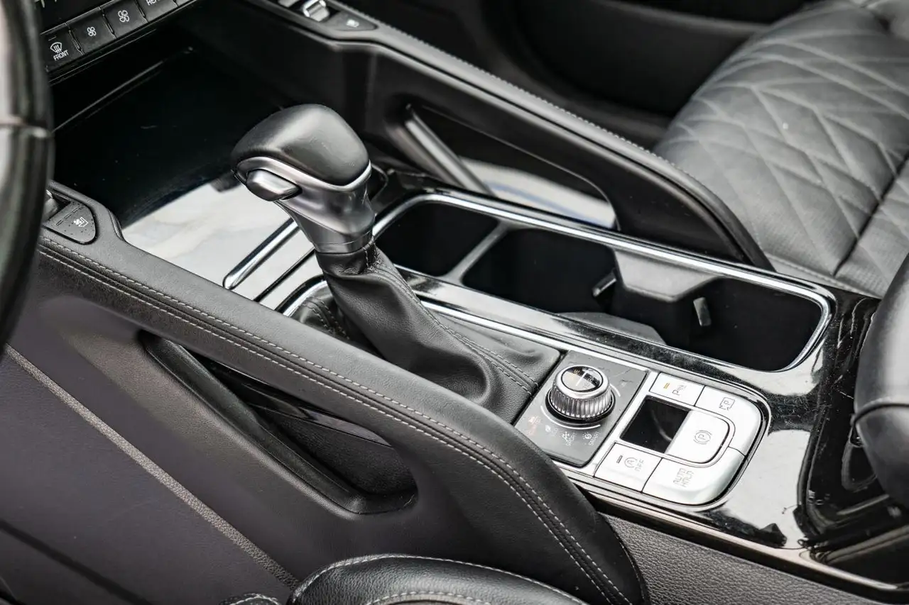 Kia Telluride снимка Kia Telluride