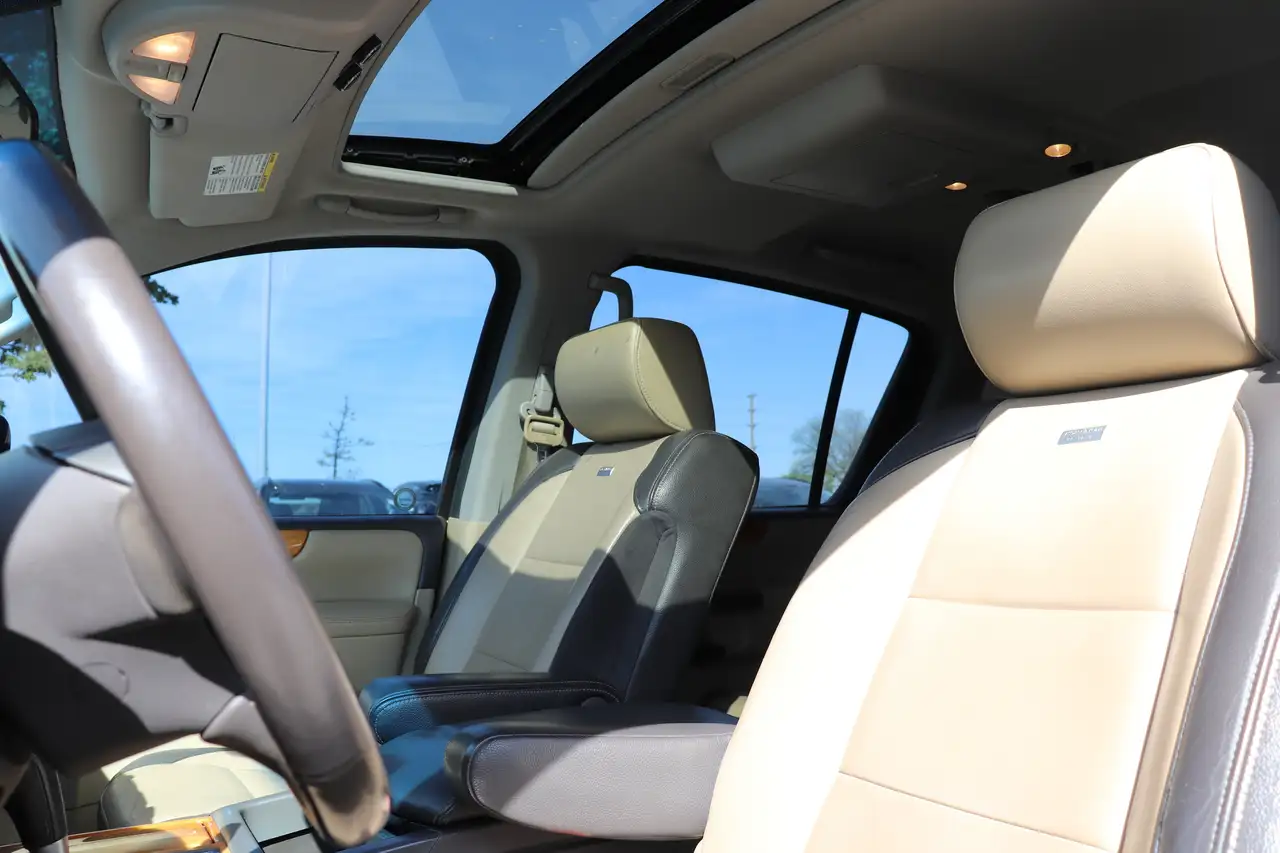Nissan Armada снимка Nissan Armada