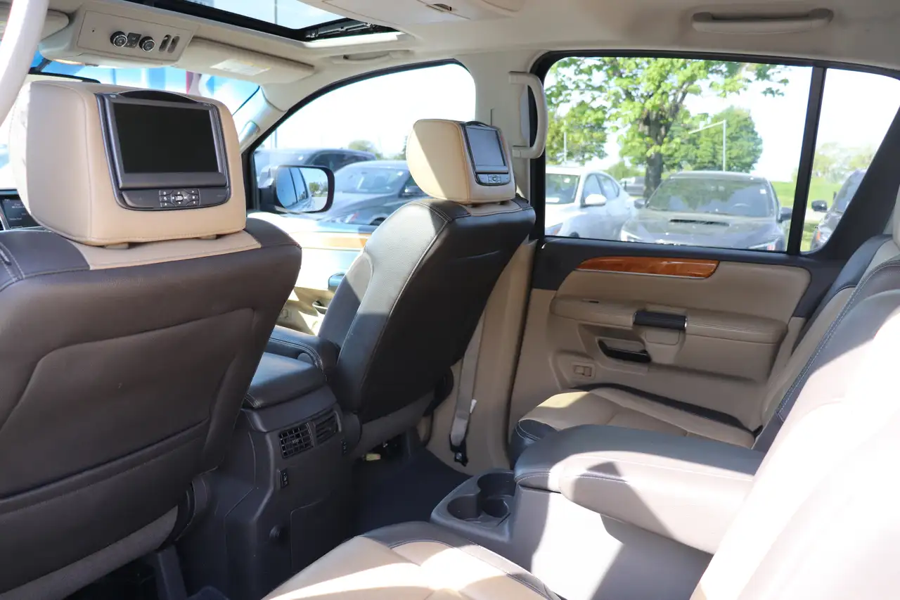 Nissan Armada снимка Nissan Armada