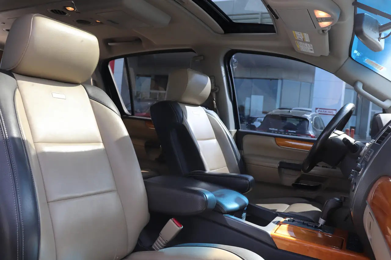 Nissan Armada снимка Nissan Armada