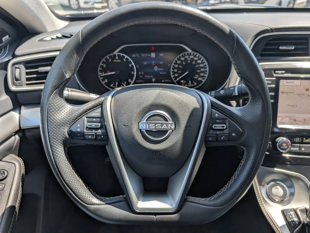Nissan Maxima fotografie Nissan Maxima