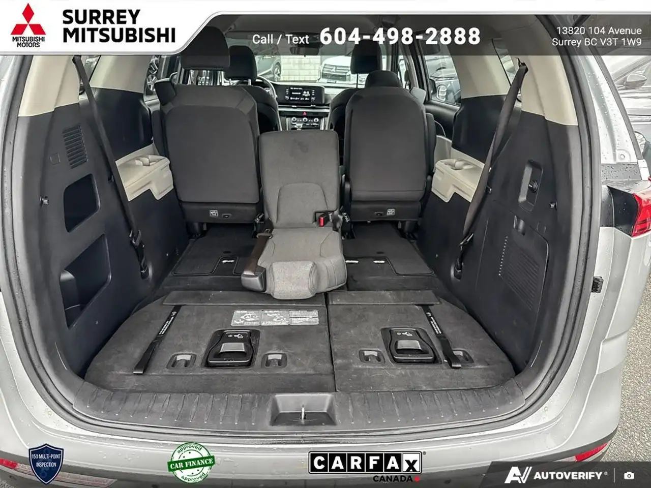 Kia Carnival снимка Kia Carnival