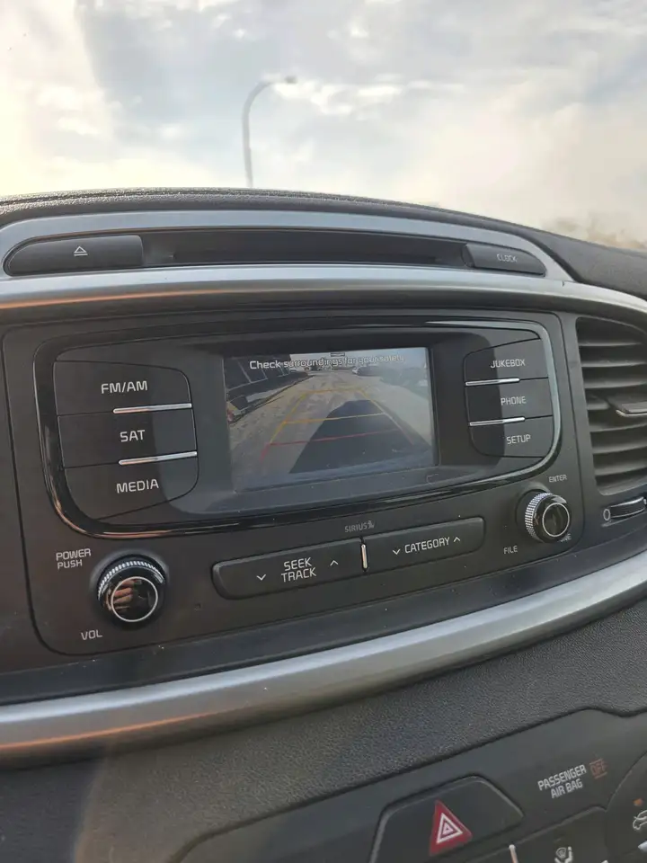 Kia Sorento photo Kia Sorento