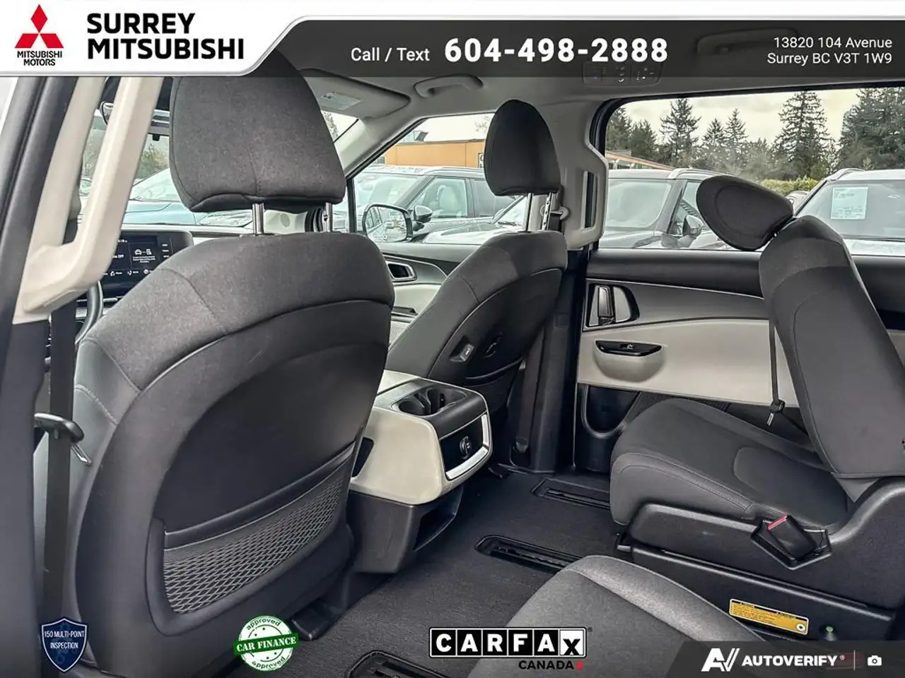 Kia Carnival снимка Kia Carnival