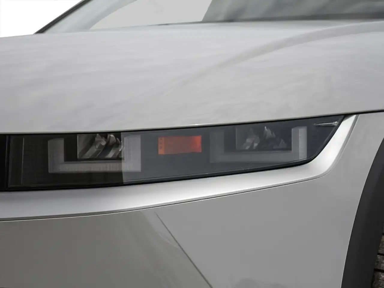 Hyundai IONIQ 5 снимка Hyundai IONIQ 5