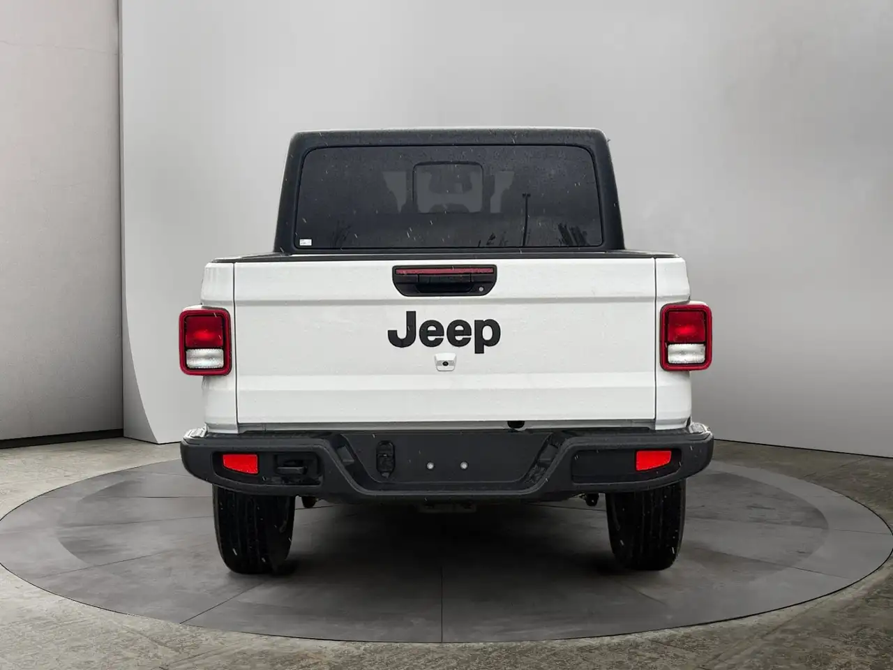 Jeep Gladiator photo Jeep Gladiator