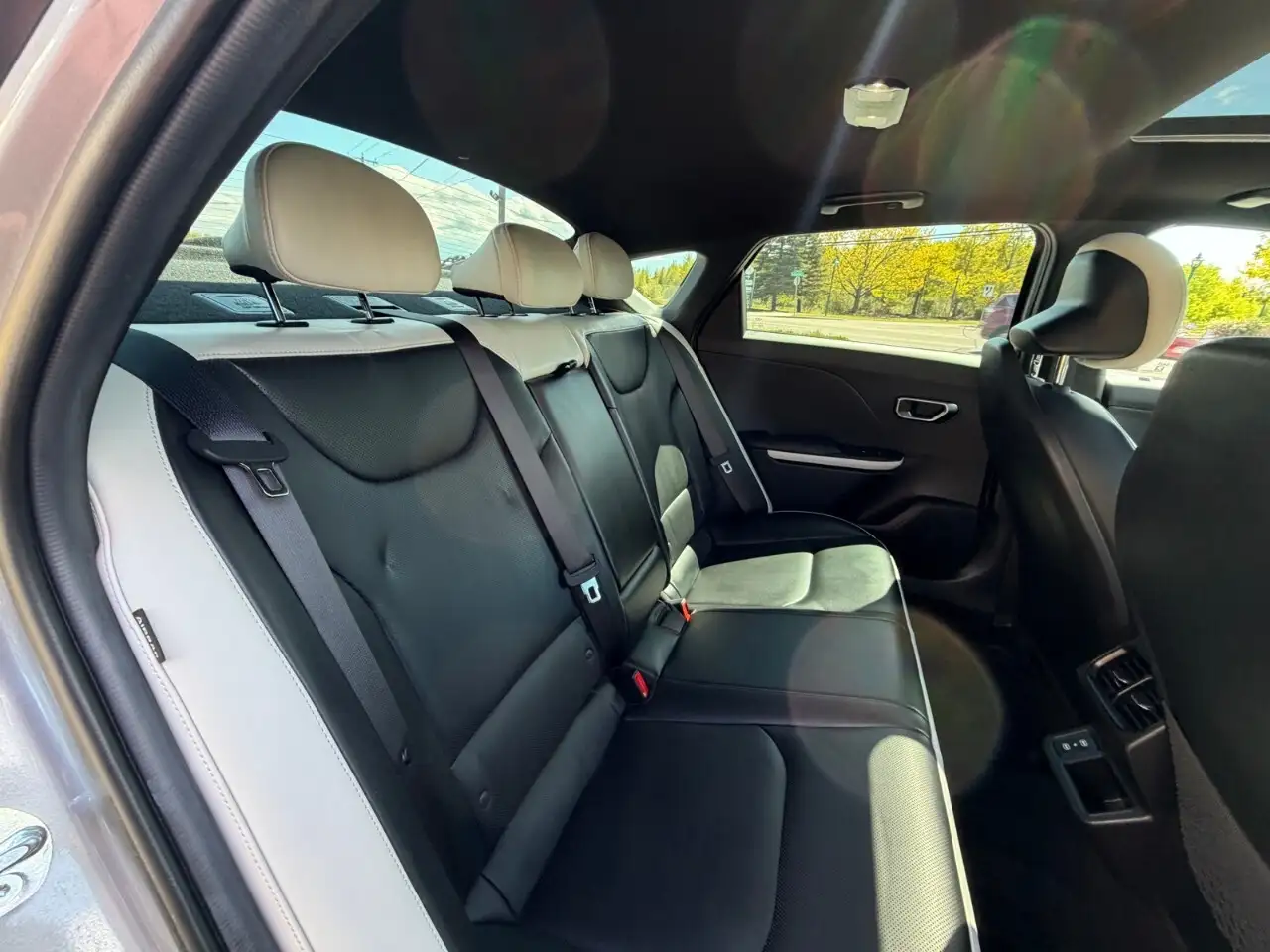 Kia K4 снимка Kia K4