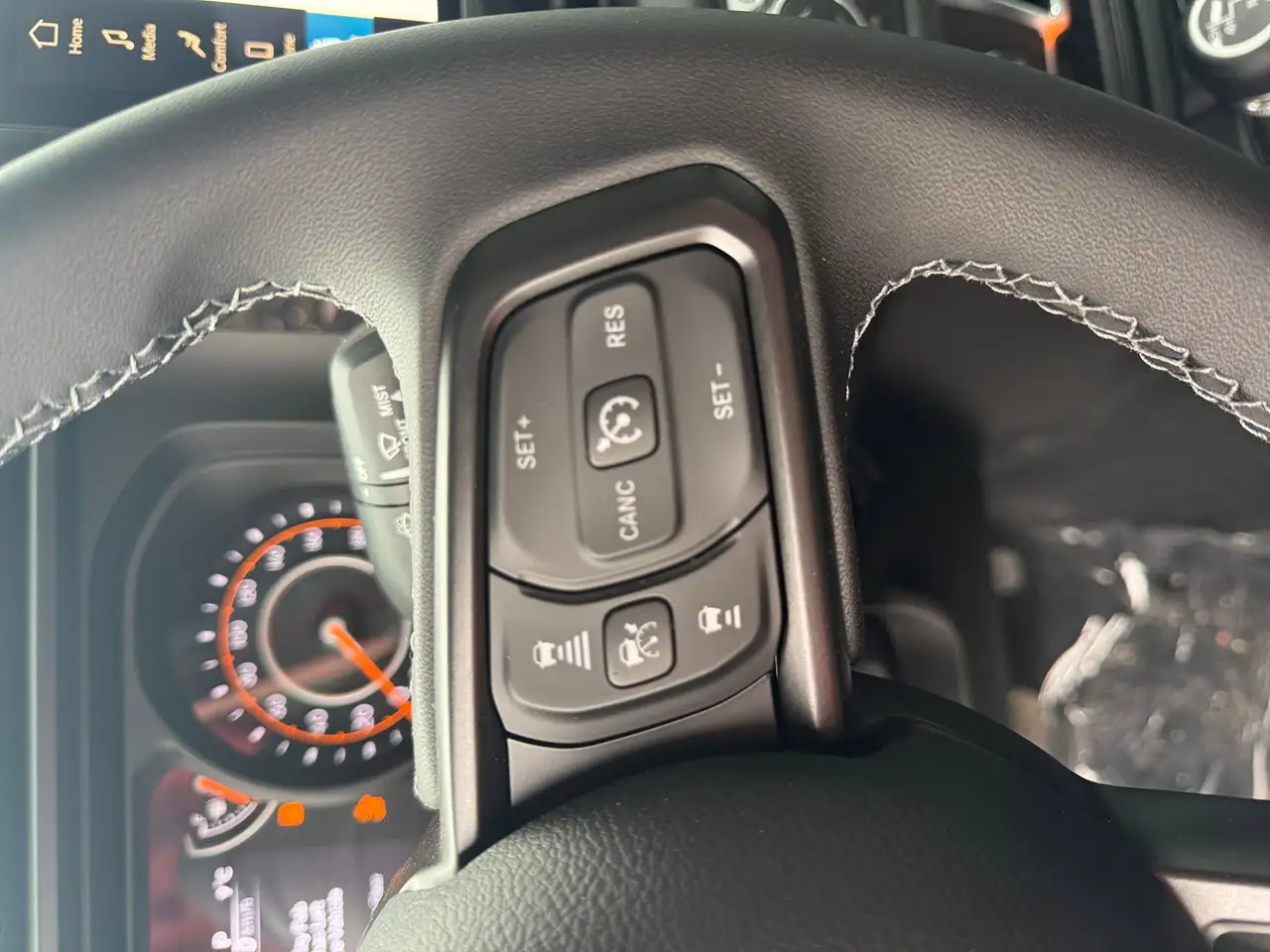 Jeep Gladiator photo Jeep Gladiator