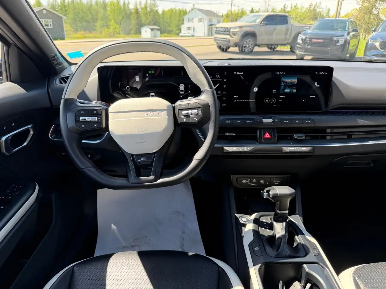 Kia K4 снимка Kia K4