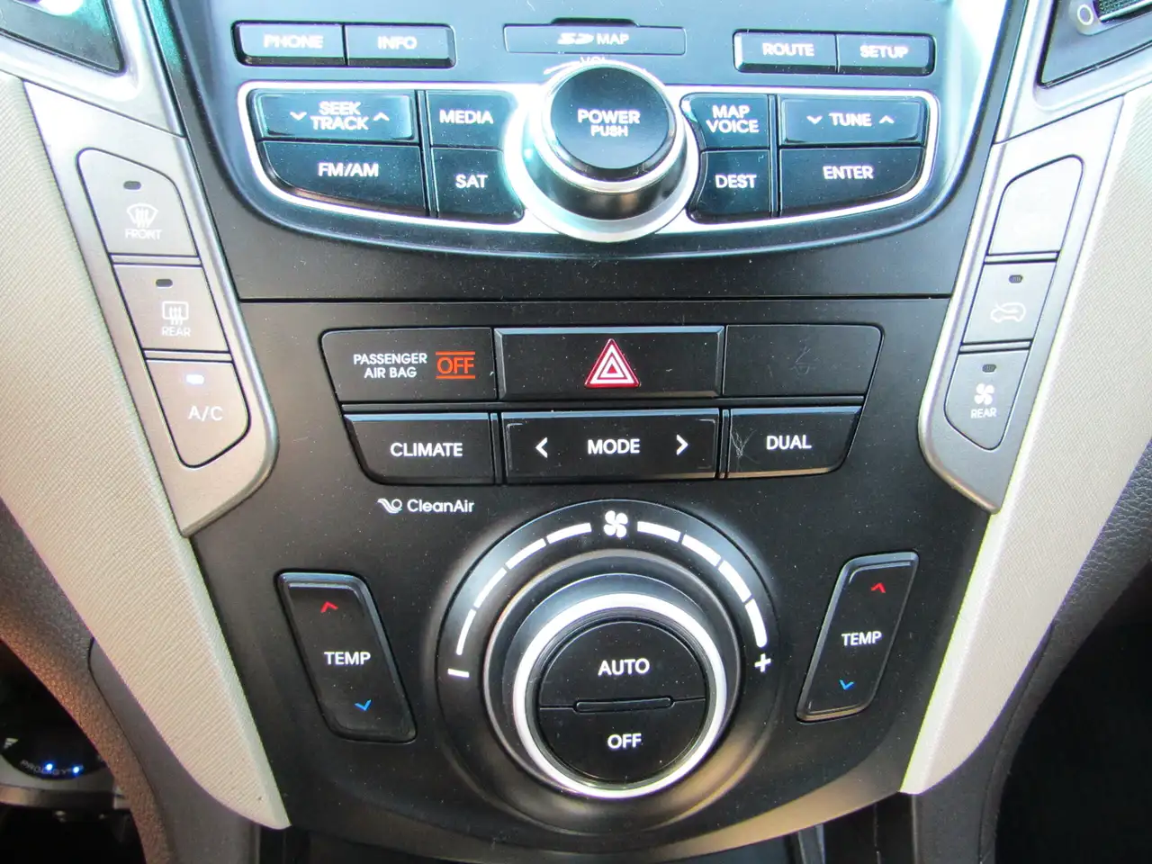 Hyundai SANTA FE снимка Hyundai SANTA FE