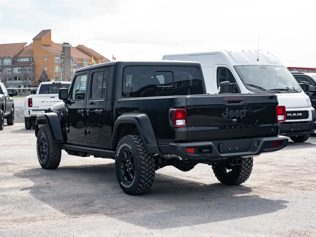 Jeep Gladiator снимка Jeep Gladiator