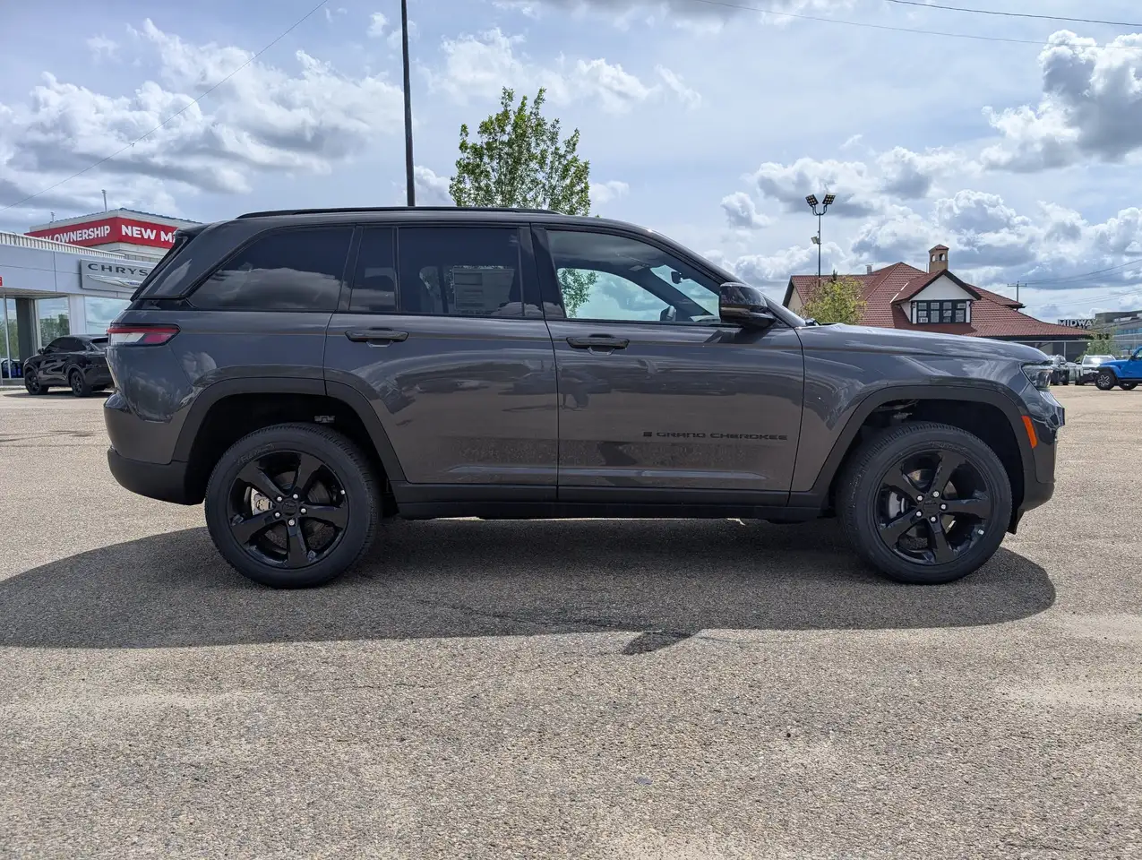 Jeep Grand Cherokee photo Jeep Grand Cherokee