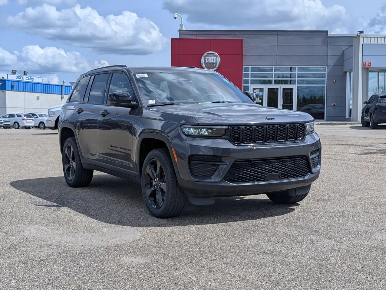Jeep Grand Cherokee photo Jeep Grand Cherokee