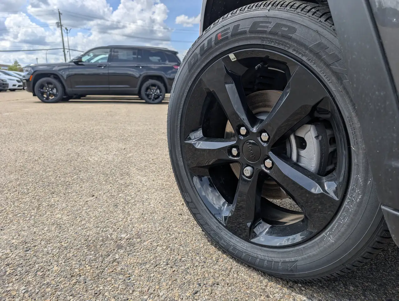 Jeep Grand Cherokee photo Jeep Grand Cherokee