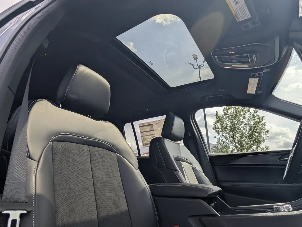 Jeep Grand Cherokee photo Jeep Grand Cherokee