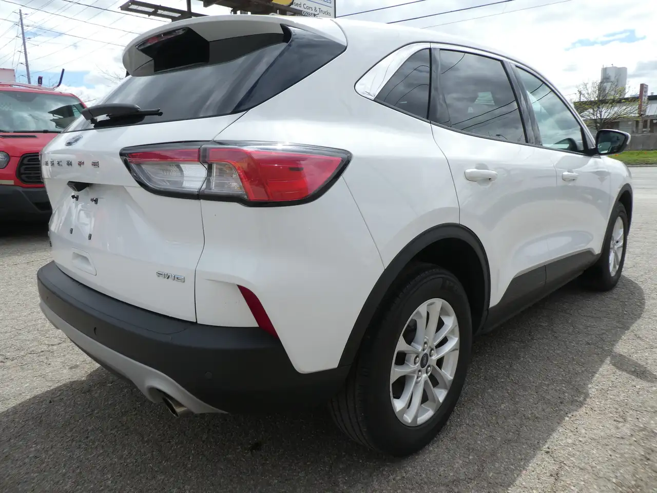 Ford Escape снимка Ford Escape