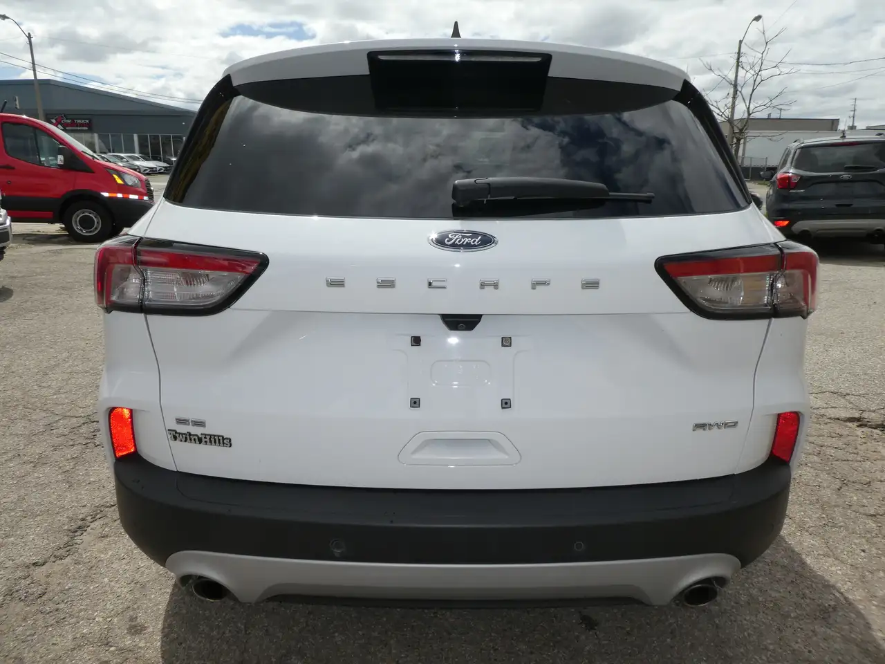 Ford Escape снимка Ford Escape