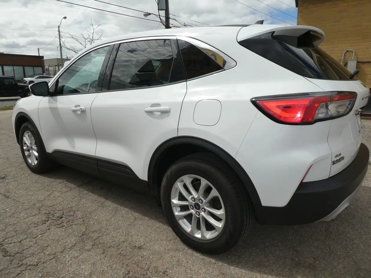 Ford Escape снимка Ford Escape