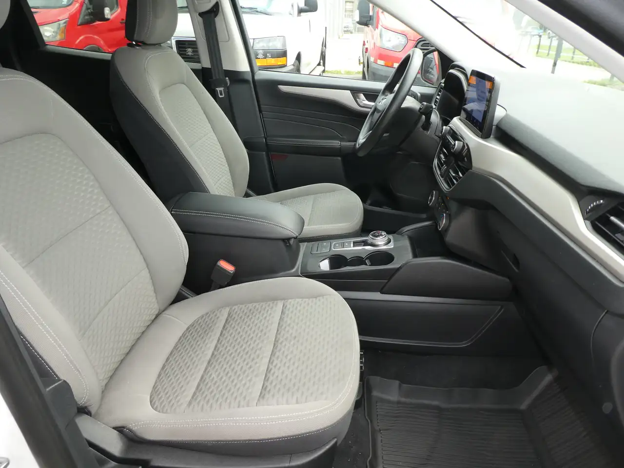 Ford Escape снимка Ford Escape
