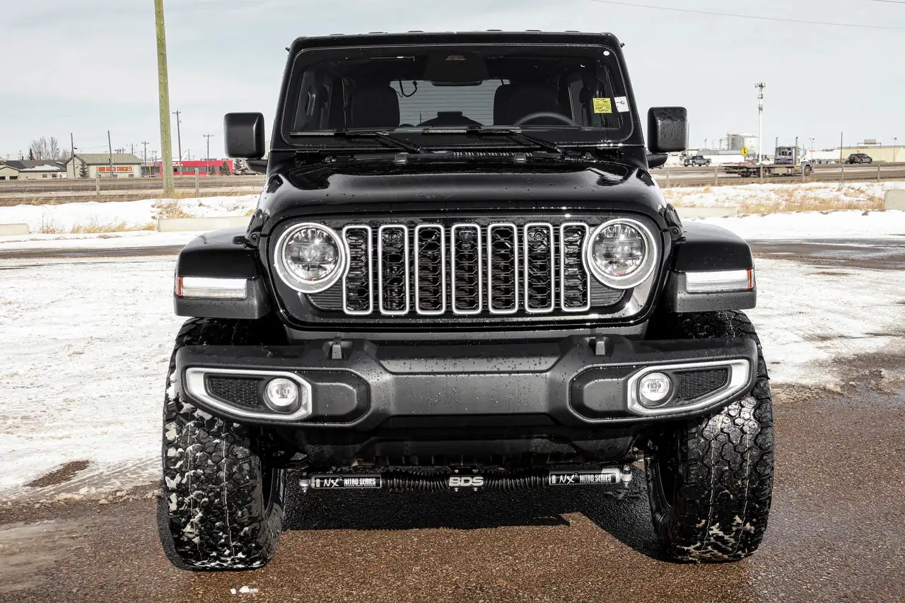 Jeep Wrangler снимка Jeep Wrangler