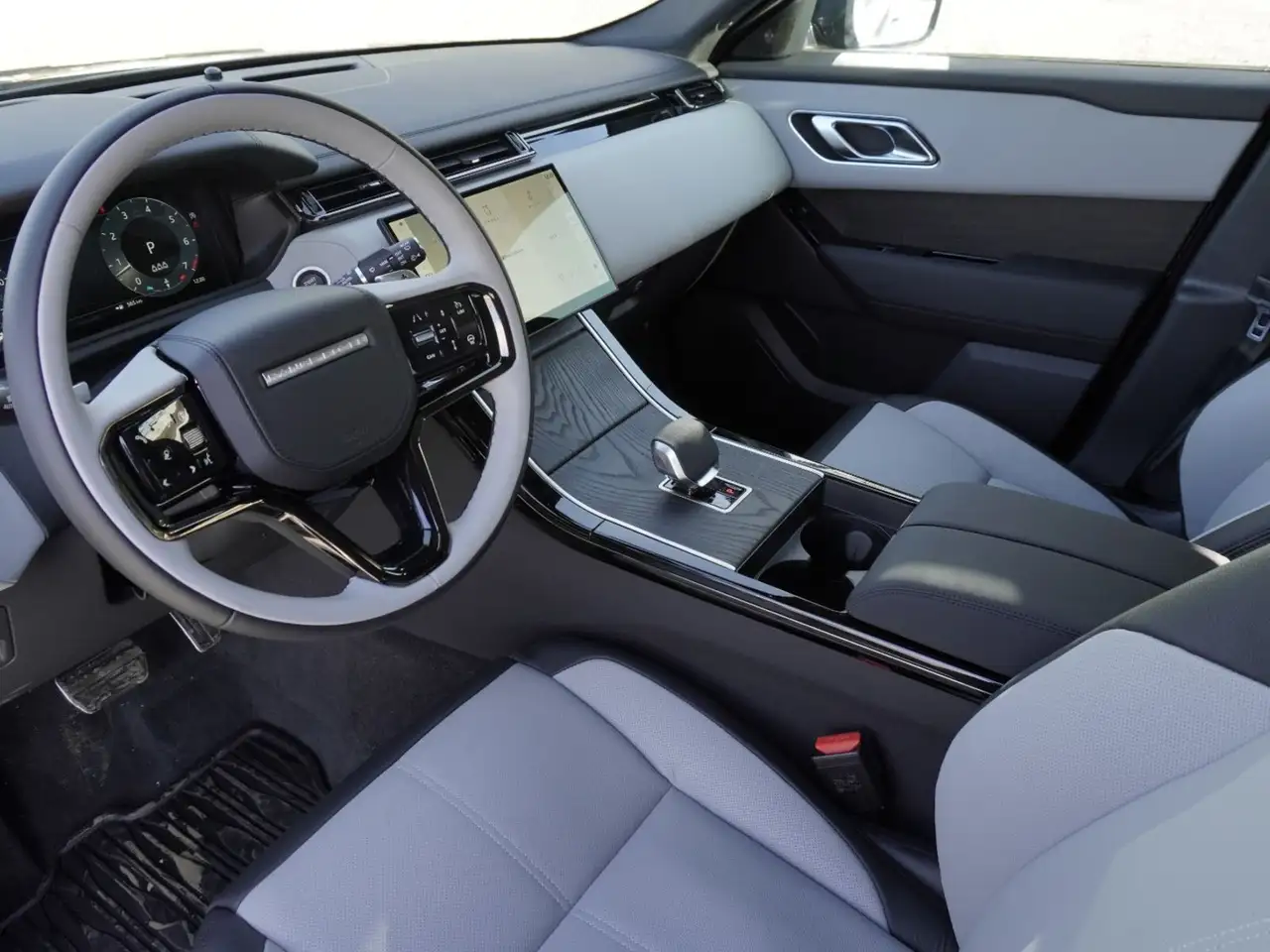 2026 Land Rover Range Rover Velar