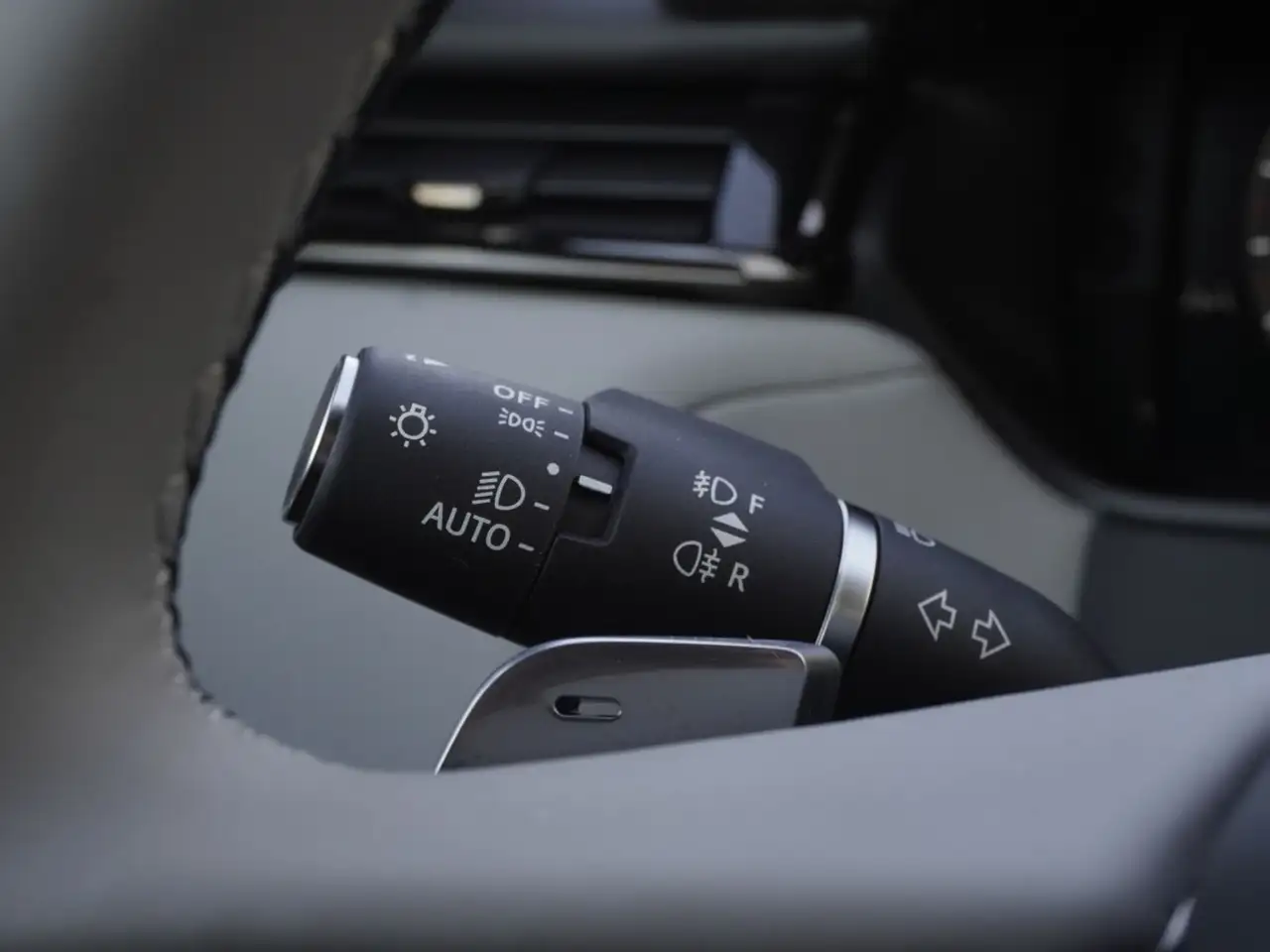 Land Rover Range Rover Velar снимка Land Rover Range Rover Velar