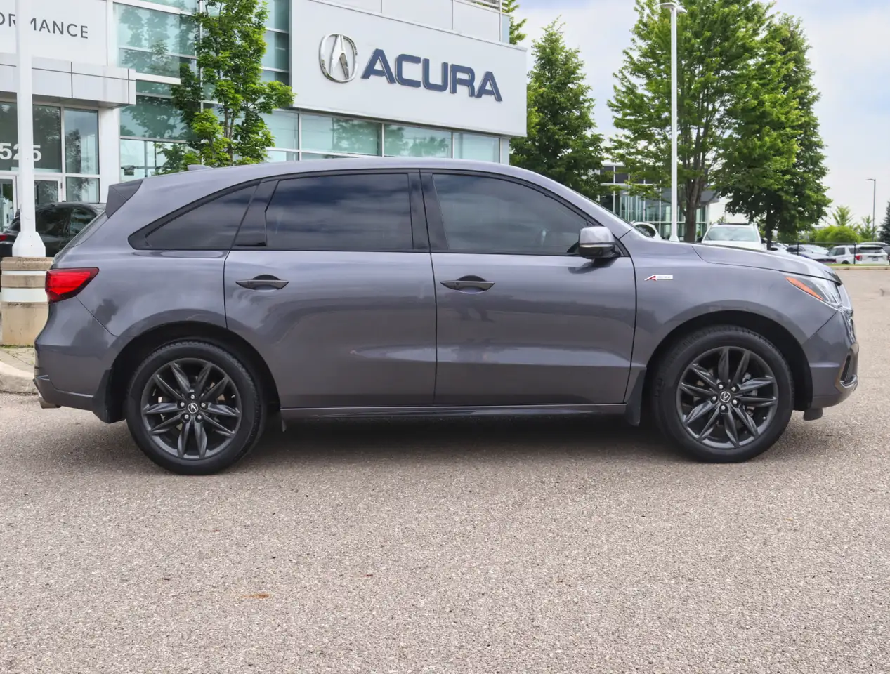 Acura MDX снимка Acura MDX