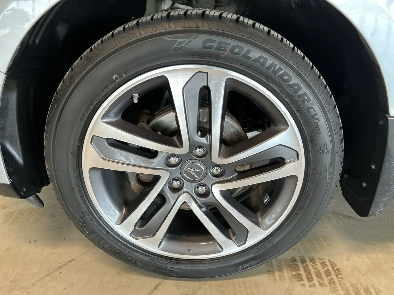 Acura MDX снимка Acura MDX