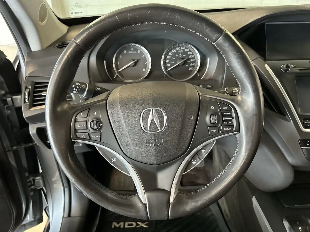 Acura MDX снимка Acura MDX