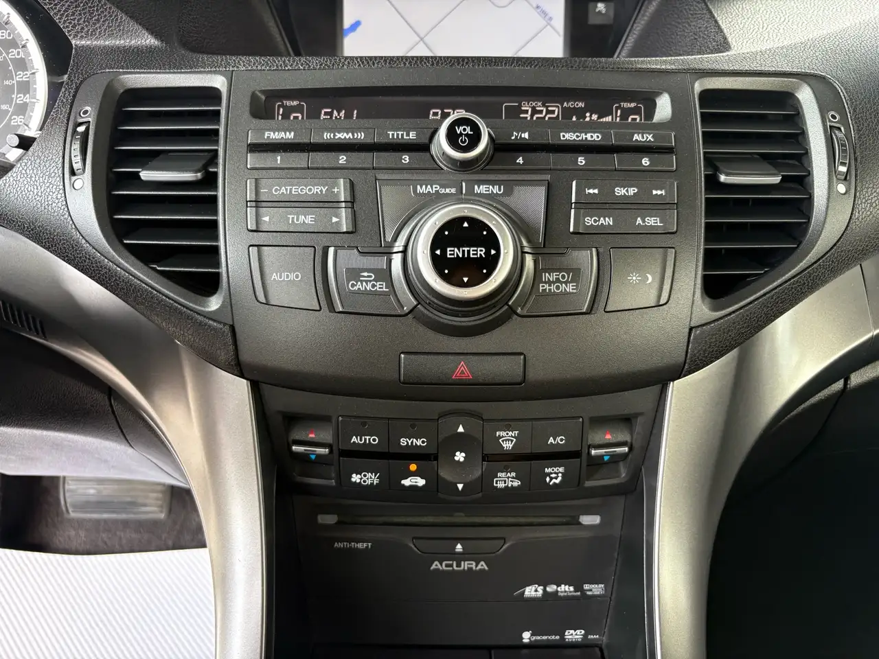 Acura TSX снимка Acura TSX