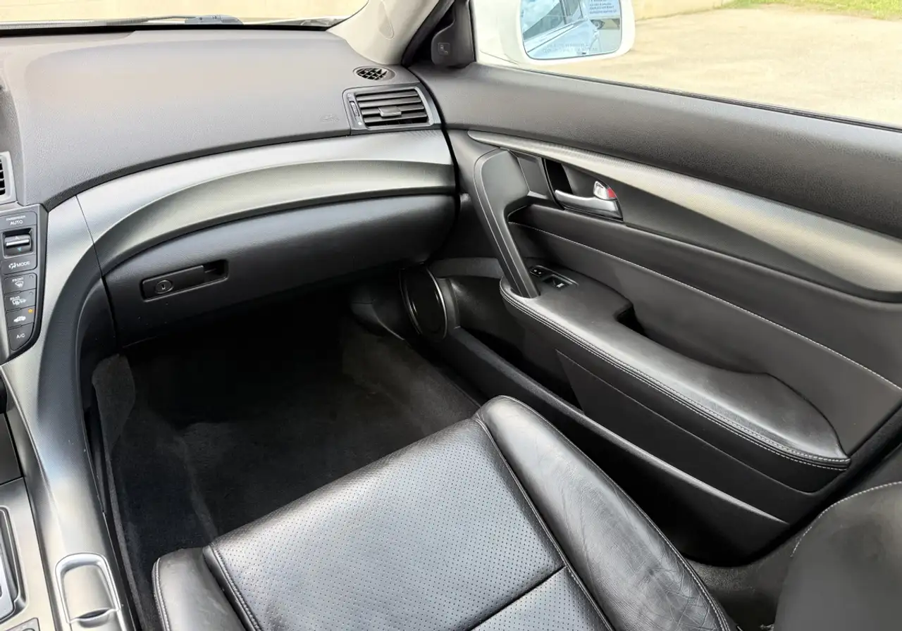 Acura TL снимка Acura TL