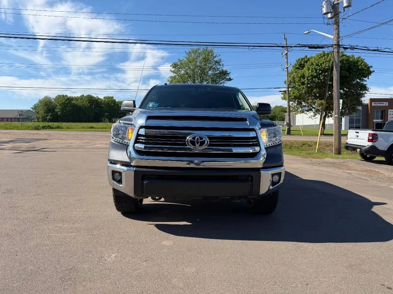 Toyota Tundra photo Toyota Tundra