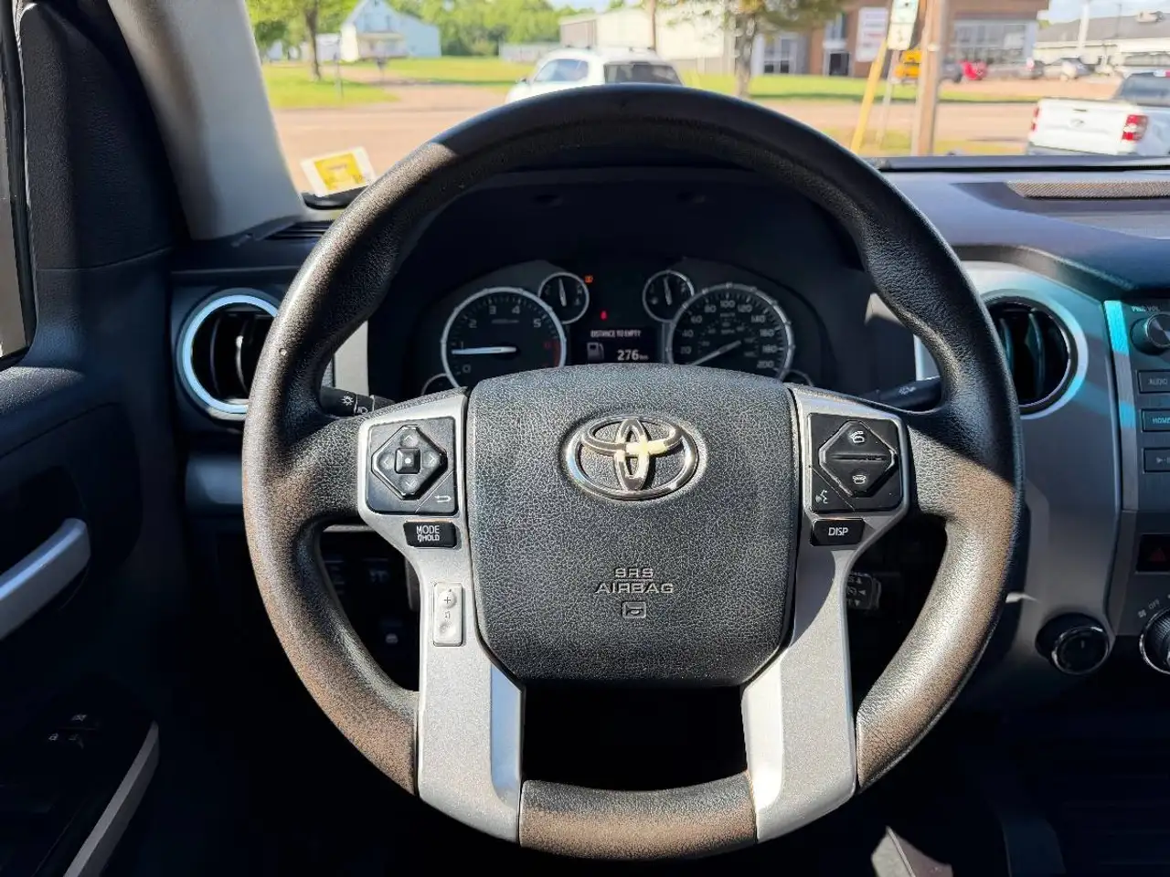 Toyota Tundra photo Toyota Tundra