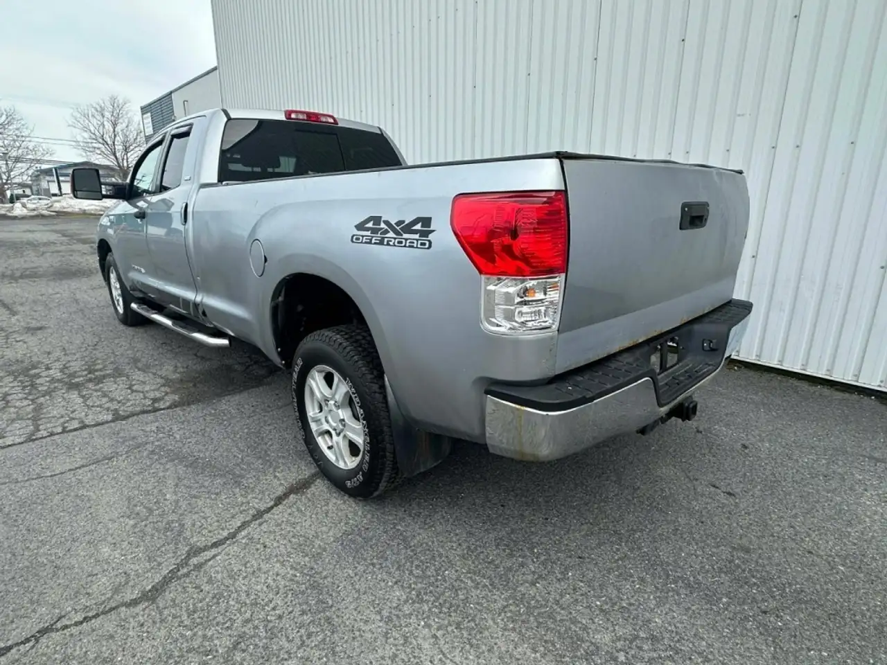 Toyota Tundra photo Toyota Tundra