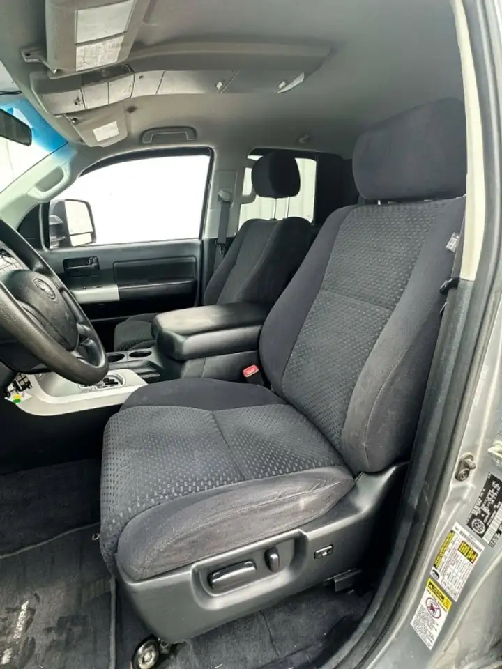 Toyota Tundra photo Toyota Tundra