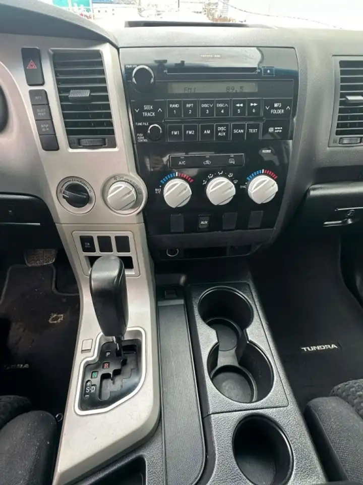 Toyota Tundra photo Toyota Tundra