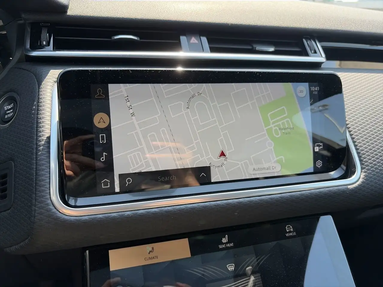 Land Rover Range Rover Velar photo Land Rover Range Rover Velar