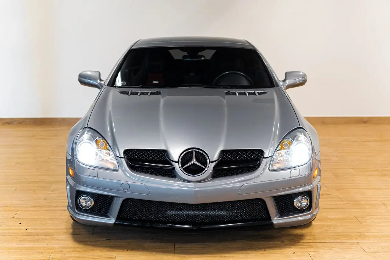 Mercedes-Benz SLK снимка Mercedes-Benz SLK